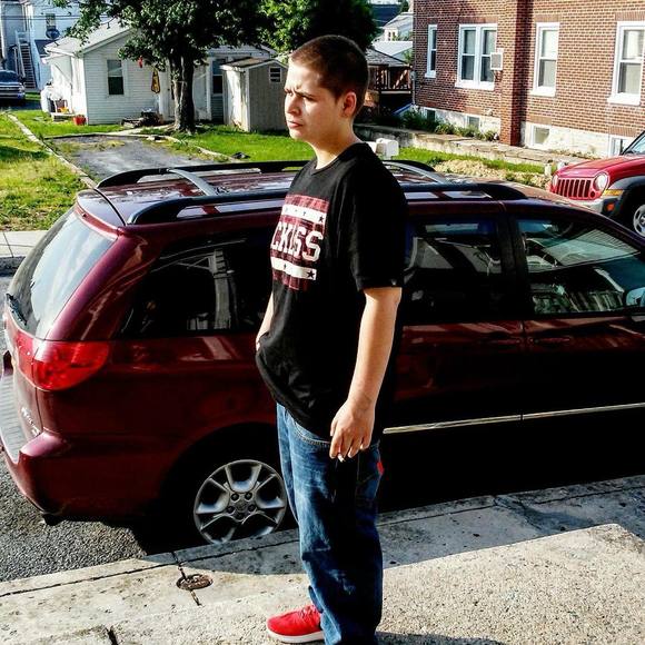 Meet your Posher, Faith - Picture 1 of 1